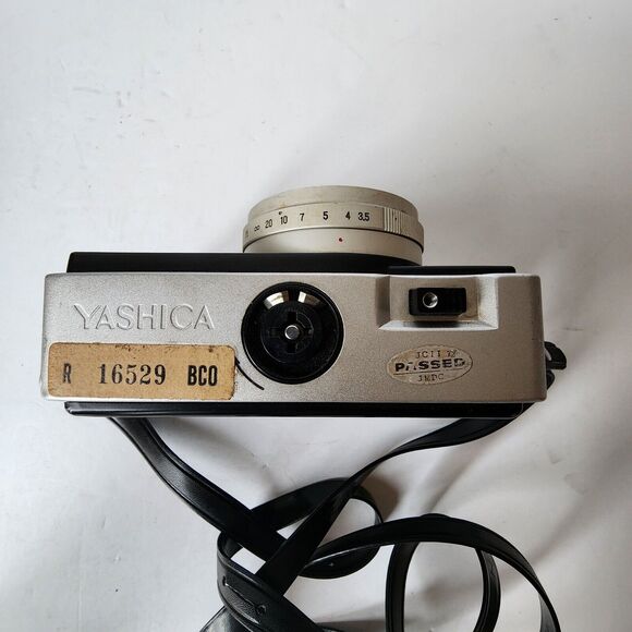 Yashica EZ-Matic Electronic Camera Yashinon 37mm 1:2.8 lens 126 Film Untested - Picture 6 of 9